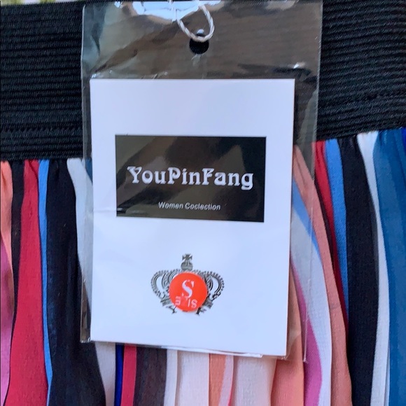 Colorful striped skirt - Picture 2 of 3